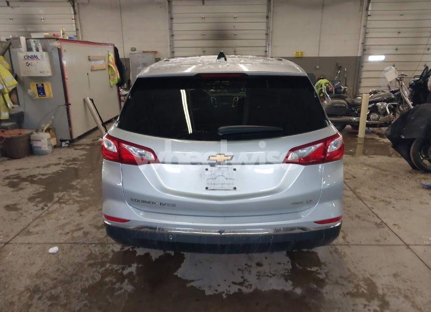 Photo 16 of 2019 Chevrolet Equinox LT (VIN 2GNAXUEV0K6279625)