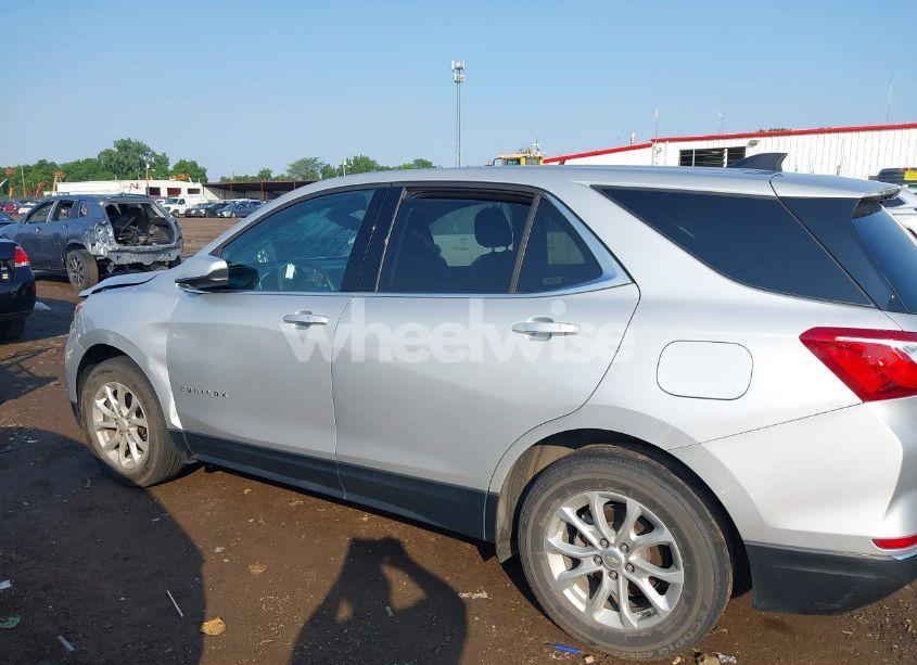 Photo 14 of 2020 Chevrolet Equinox AWD LT 1.5L TURBO (VIN 2GNAXUEV0L6102798)