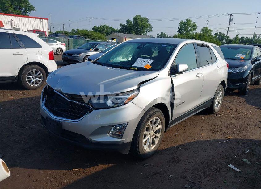 Photo 2 of 2020 Chevrolet Equinox AWD LT 1.5L TURBO (VIN 2GNAXUEV0L6102798)