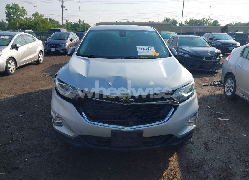 Photo 6 of 2020 Chevrolet Equinox AWD LT 1.5L TURBO (VIN 2GNAXUEV0L6102798)