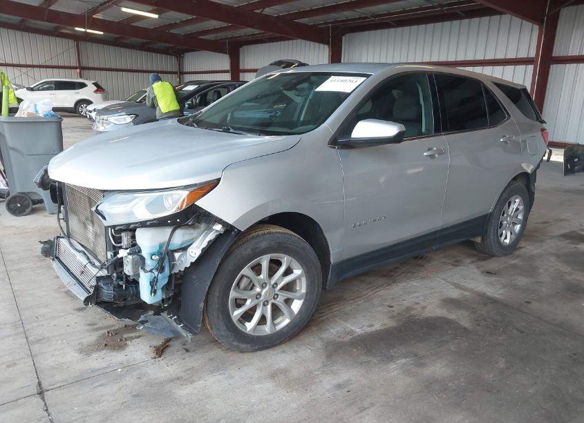 Photo 2 of 2020 Chevrolet Equinox AWD LT 1.5L TURBO (VIN 2GNAXUEV0L6164895)