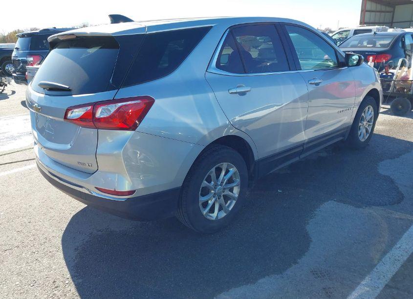 Photo 4 of 2020 Chevrolet Equinox AWD LT 1.5L TURBO (VIN 2GNAXUEV0L6241992)