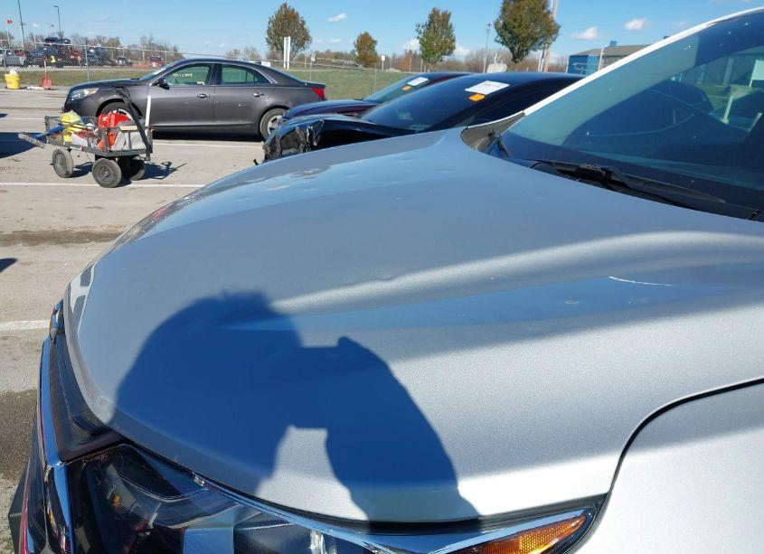 Photo 6 of 2020 Chevrolet Equinox AWD LT 1.5L TURBO (VIN 2GNAXUEV0L6241992)