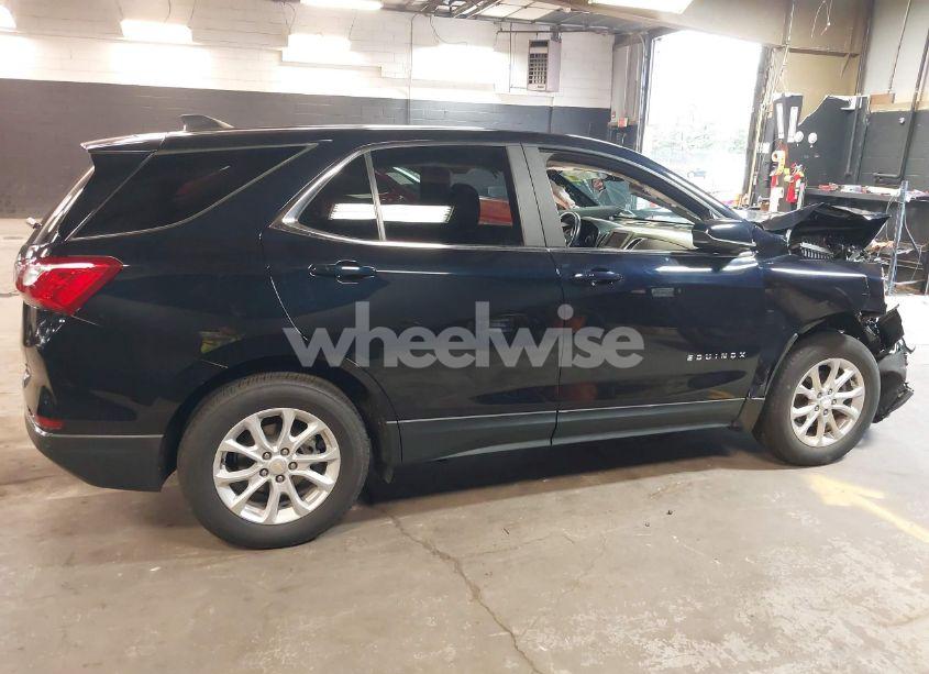 Photo 13 of 2021 Chevrolet Equinox AWD LT (VIN 2GNAXUEV0M6145104)