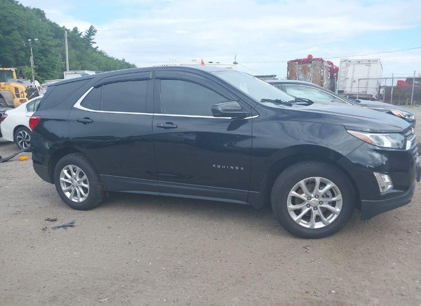 Photo 13 of 2021 Chevrolet Equinox AWD LT (VIN 2GNAXUEV0M6151372)