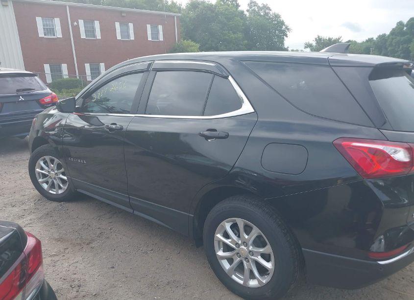 Photo 14 of 2021 Chevrolet Equinox AWD LT (VIN 2GNAXUEV0M6151372)