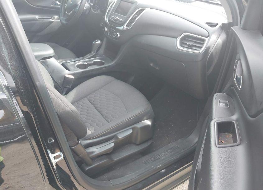 Photo 5 of 2021 Chevrolet Equinox AWD LT (VIN 2GNAXUEV0M6151372)