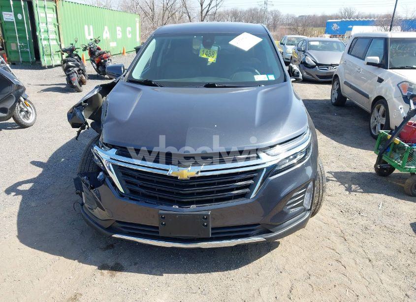 Photo 12 of 2022 Chevrolet Equinox AWD LT (VIN 2GNAXUEV0N6110449)