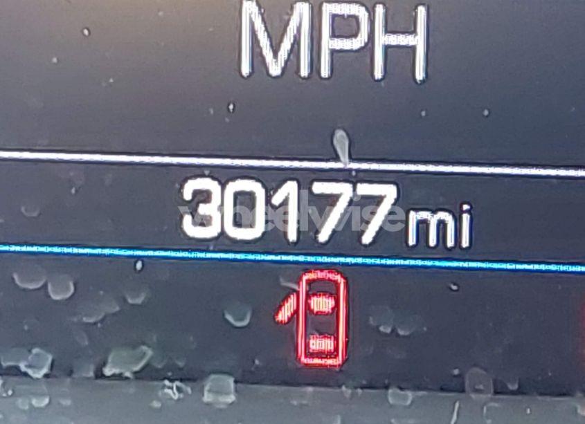 Photo 15 of 2022 Chevrolet Equinox AWD LT (VIN 2GNAXUEV0N6110449)