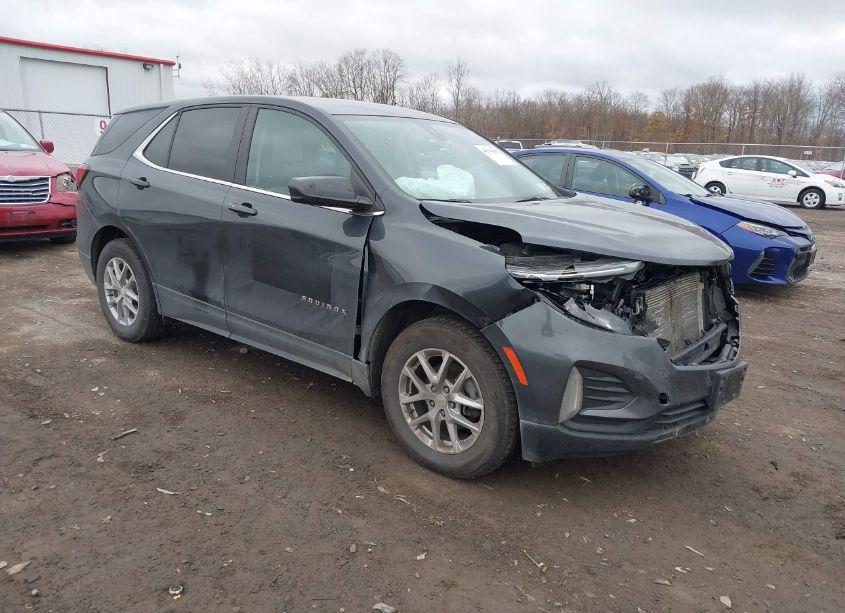 2022 Chevrolet Equinox AWD LT (VIN 2GNAXUEV0N6144214) main photo