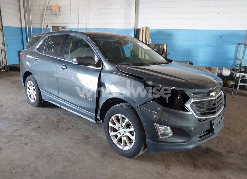 2019 Chevrolet Equinox LT (VIN 2GNAXUEV1K6102307) main photo