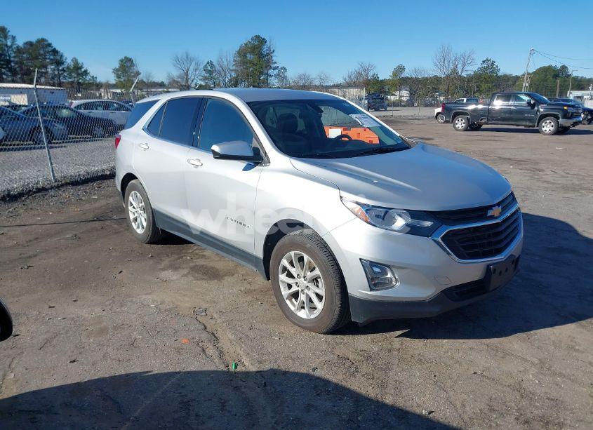 2019 Chevrolet Equinox LT (VIN 2GNAXUEV1K6115431) main photo