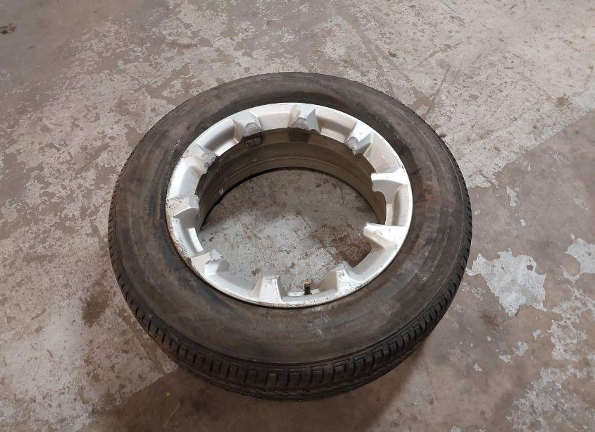 Photo 12 of 2019 Chevrolet Equinox LT (VIN 2GNAXUEV1K6123397)