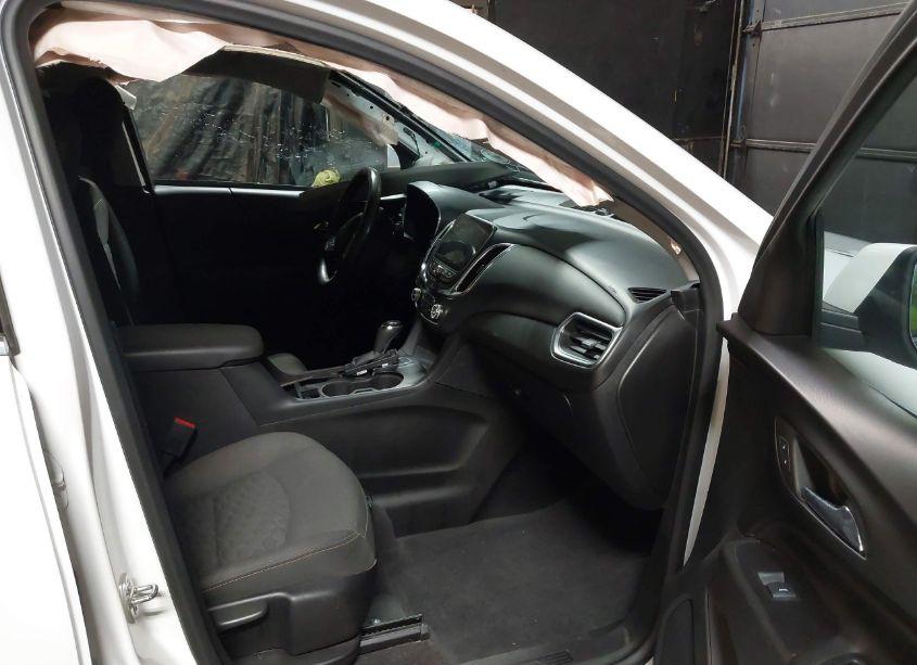 Photo 5 of 2019 Chevrolet Equinox LT (VIN 2GNAXUEV1K6123397)