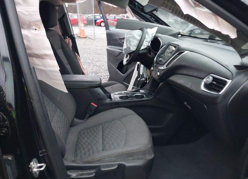 Photo 5 of 2019 Chevrolet Equinox LT (VIN 2GNAXUEV1K6147795)