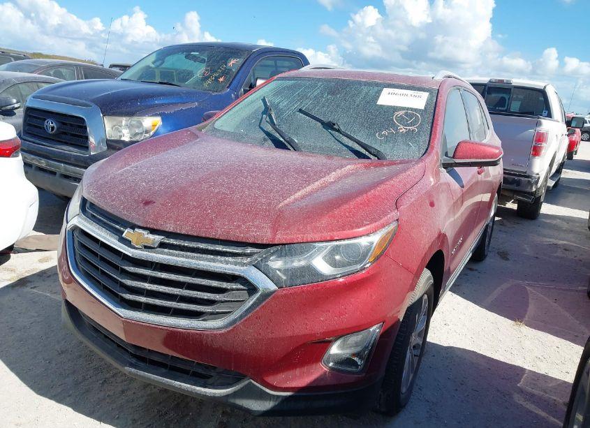 Photo 2 of 2019 Chevrolet Equinox LT (VIN 2GNAXUEV1K6227470)
