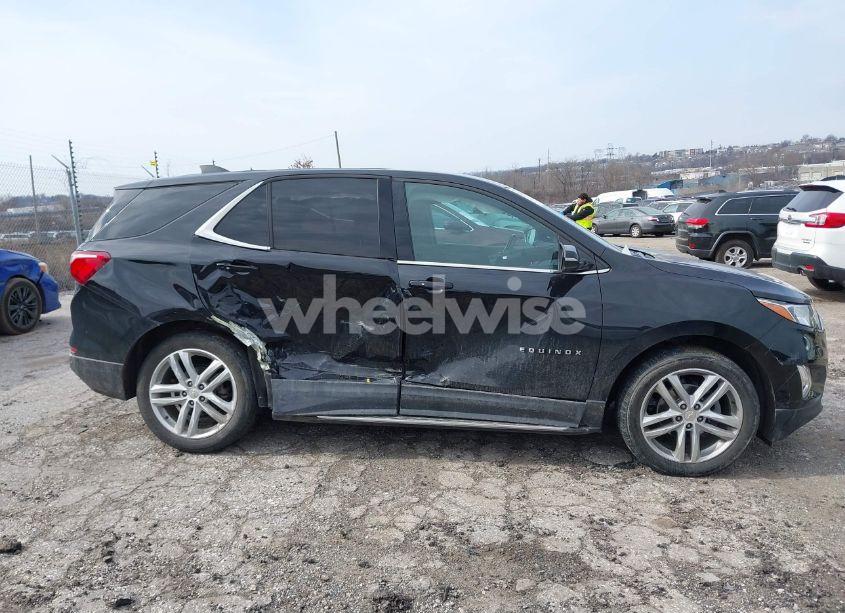 Photo 12 of 2019 Chevrolet Equinox LT (VIN 2GNAXUEV1K6243894)