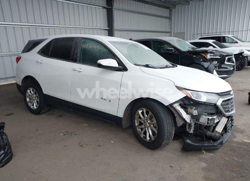 2019 Chevrolet Equinox LT (VIN 2GNAXUEV1K6249601) main photo