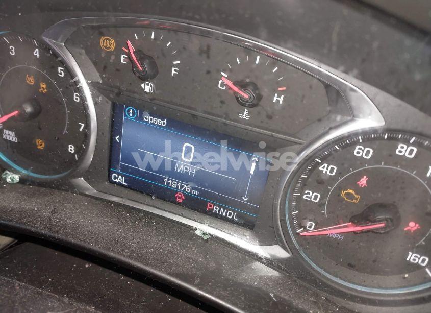 Photo 15 of 2019 Chevrolet Equinox LT (VIN 2GNAXUEV1K6249601)