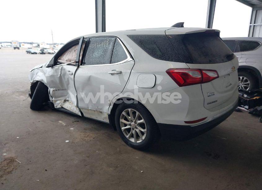 Photo 3 of 2019 Chevrolet Equinox LT (VIN 2GNAXUEV1K6249601)