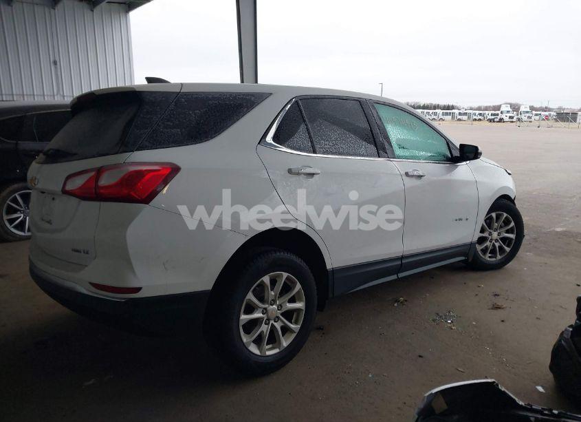 Photo 4 of 2019 Chevrolet Equinox LT (VIN 2GNAXUEV1K6249601)