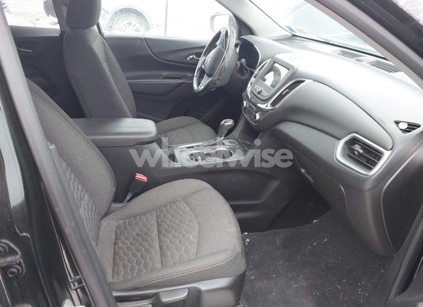 Photo 5 of 2019 Chevrolet Equinox LT (VIN 2GNAXUEV1K6307531)