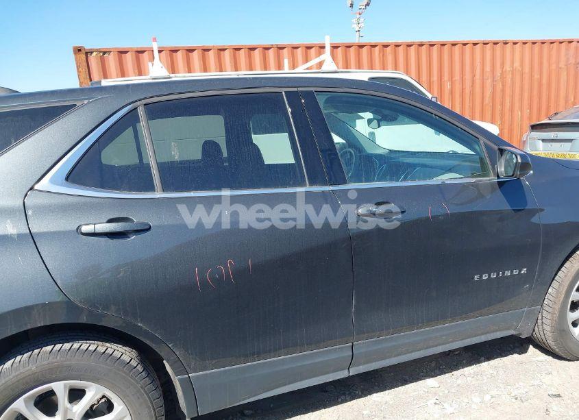 Photo 14 of 2020 Chevrolet Equinox AWD LT 1.5L TURBO (VIN 2GNAXUEV1L6109355)