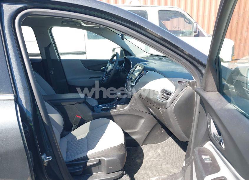 Photo 5 of 2020 Chevrolet Equinox AWD LT 1.5L TURBO (VIN 2GNAXUEV1L6109355)