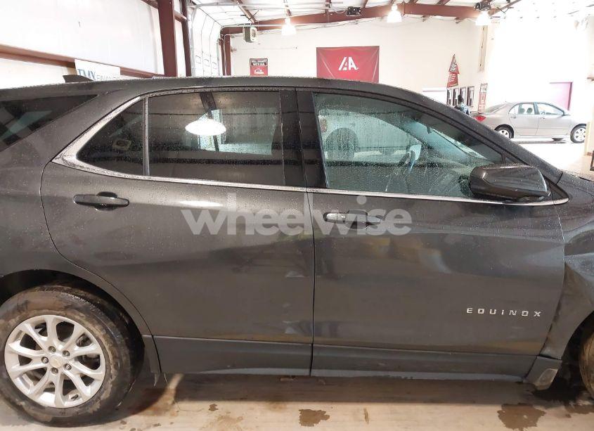 Photo 13 of 2020 Chevrolet Equinox AWD LT 1.5L TURBO (VIN 2GNAXUEV1L6172018)