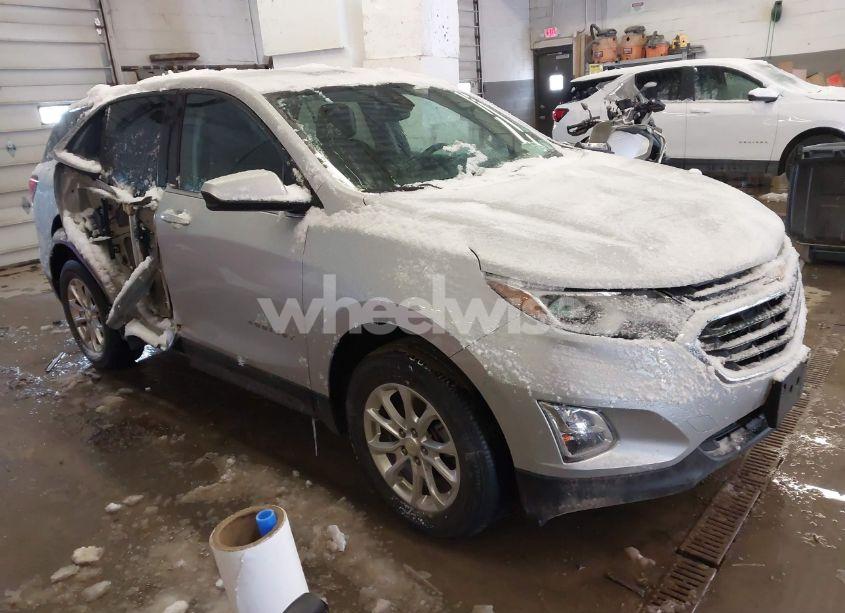 2020 Chevrolet Equinox AWD LT 1.5L TURBO (VIN 2GNAXUEV1L6186324) main photo