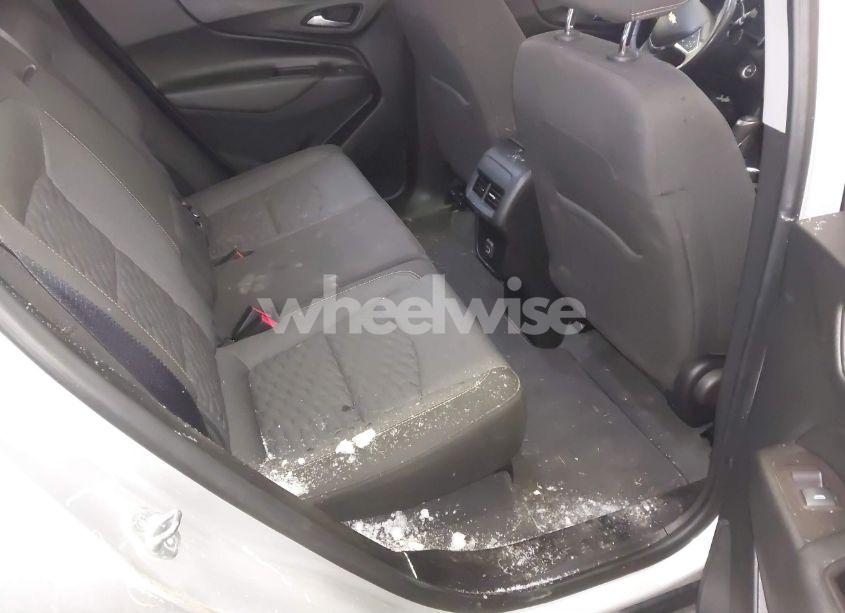 Photo 8 of 2020 Chevrolet Equinox AWD LT 1.5L TURBO (VIN 2GNAXUEV1L6186324)