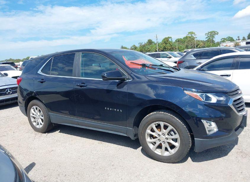 Photo 13 of 2021 Chevrolet Equinox AWD LT (VIN 2GNAXUEV1M6108188)
