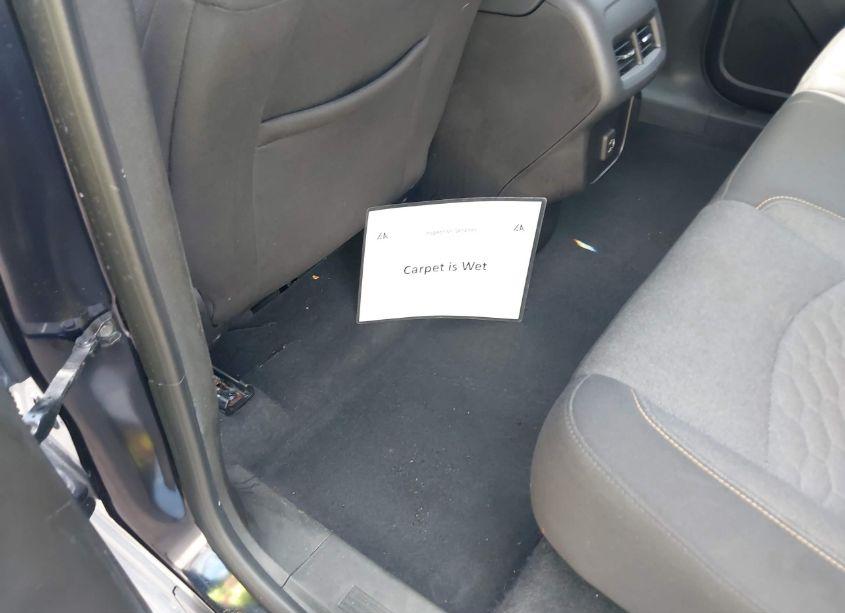 Photo 6 of 2021 Chevrolet Equinox AWD LT (VIN 2GNAXUEV1M6108188)