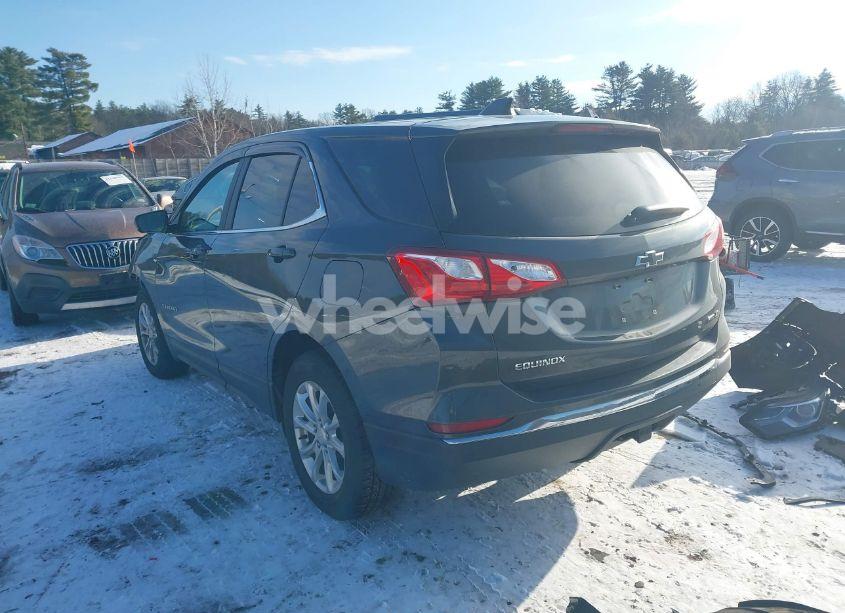 Photo 3 of 2021 Chevrolet Equinox AWD LT (VIN 2GNAXUEV1M6121362)
