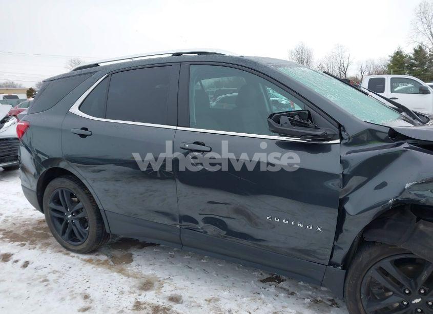 Photo 13 of 2021 Chevrolet Equinox AWD LT (VIN 2GNAXUEV1M6163014)