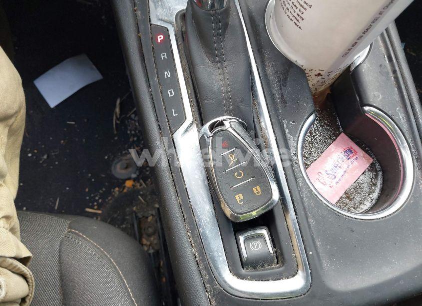 Photo 11 of 2021 Chevrolet Equinox AWD LT (VIN 2GNAXUEV1M6164308)