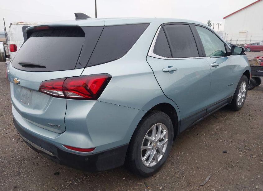 Photo 4 of 2022 Chevrolet Equinox AWD LT (VIN 2GNAXUEV1N6142438)