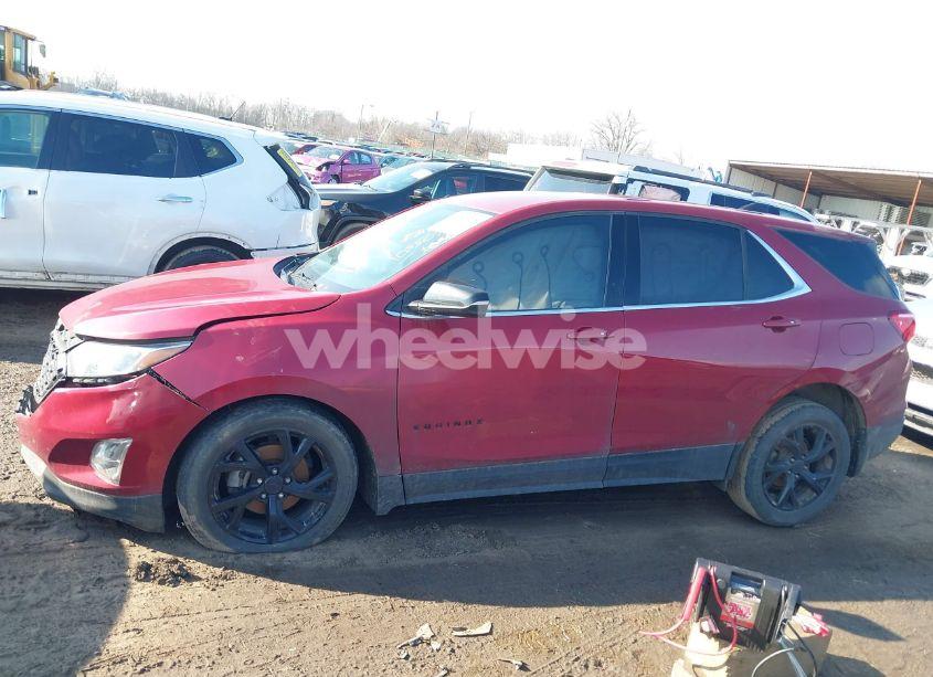 Photo 13 of 2019 Chevrolet Equinox LT (VIN 2GNAXUEV2K6105507)