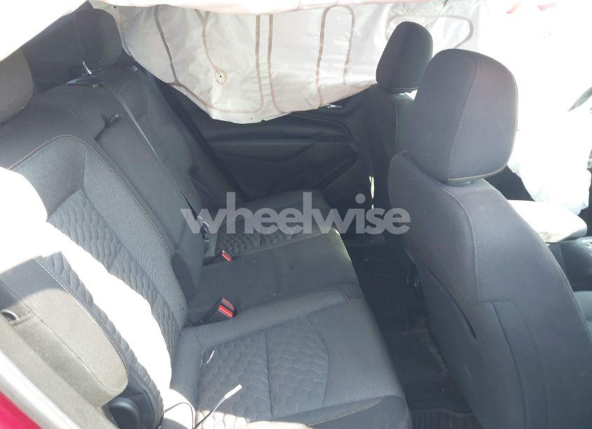 Photo 8 of 2019 Chevrolet Equinox LT (VIN 2GNAXUEV2K6105507)