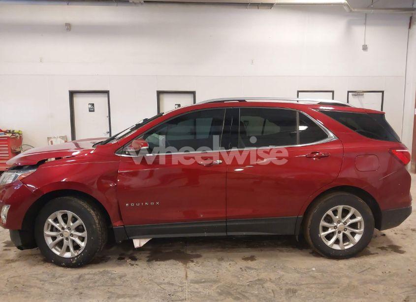 Photo 14 of 2019 Chevrolet Equinox LT (VIN 2GNAXUEV2K6112697)
