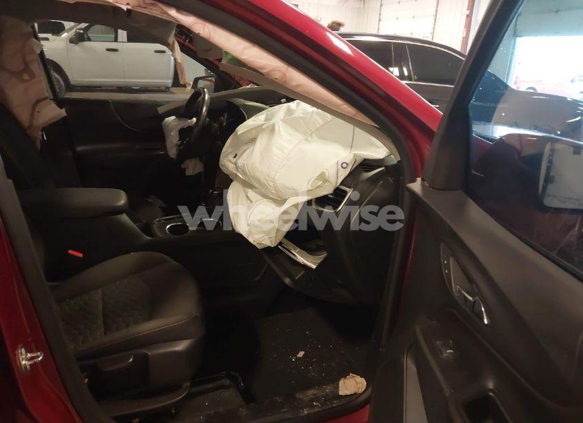 Photo 5 of 2019 Chevrolet Equinox LT (VIN 2GNAXUEV2K6112697)