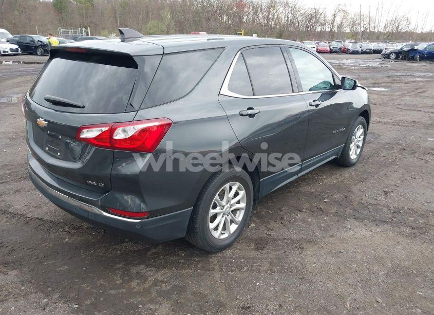 Photo 4 of 2019 Chevrolet Equinox LT (VIN 2GNAXUEV2K6173922)