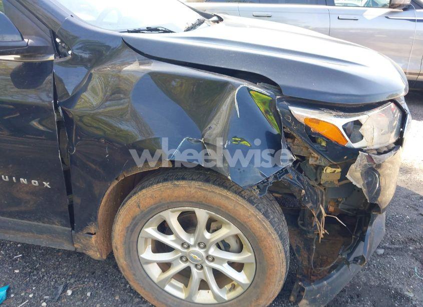 Photo 6 of 2019 Chevrolet Equinox LT (VIN 2GNAXUEV2K6189571)