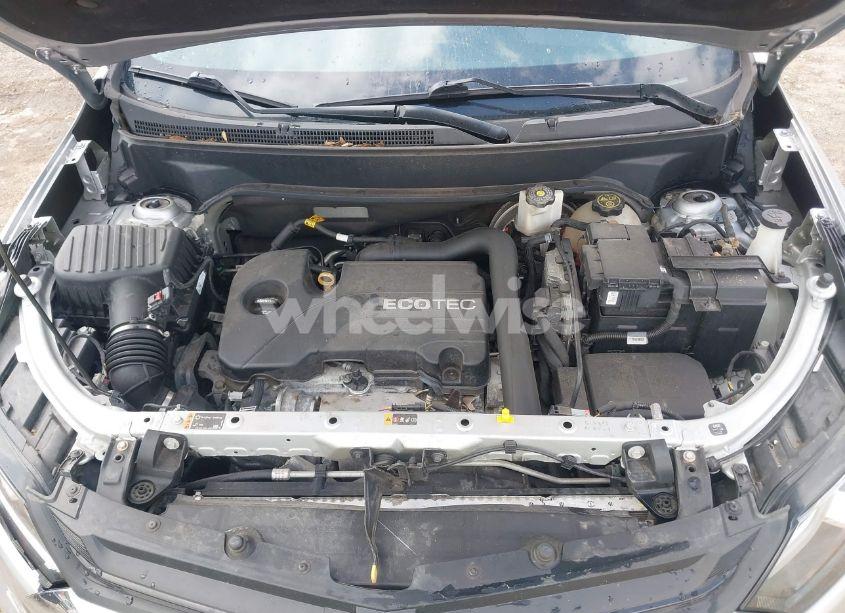 Photo 10 of 2019 Chevrolet Equinox LT (VIN 2GNAXUEV2K6235836)