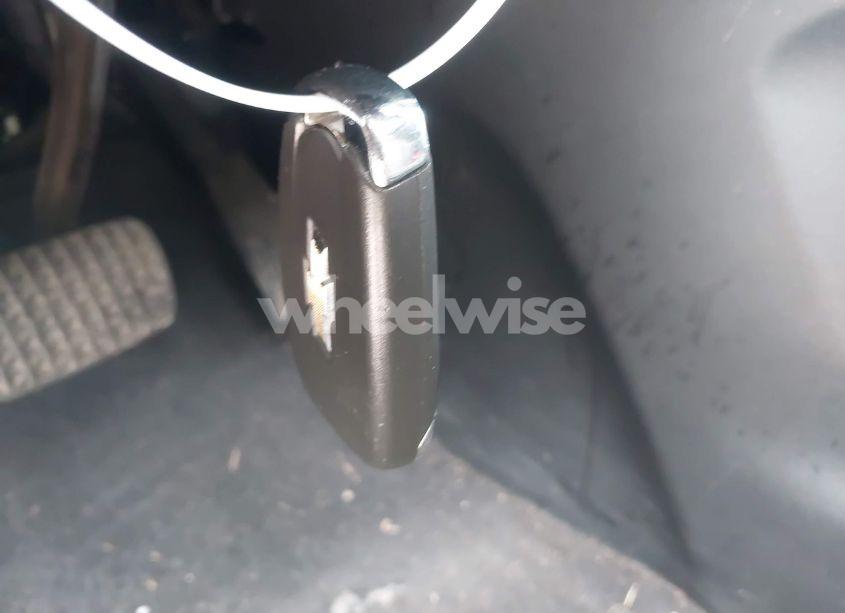 Photo 11 of 2019 Chevrolet Equinox LT (VIN 2GNAXUEV2K6235836)