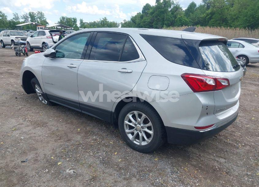 Photo 3 of 2019 Chevrolet Equinox LT (VIN 2GNAXUEV2K6235836)
