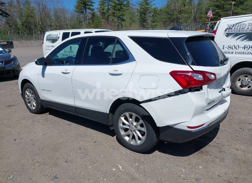 Photo 3 of 2020 Chevrolet Equinox AWD LT 1.5L TURBO (VIN 2GNAXUEV2L6105704)