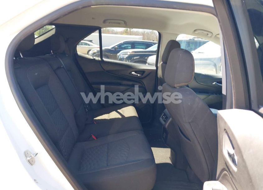 Photo 8 of 2020 Chevrolet Equinox AWD LT 1.5L TURBO (VIN 2GNAXUEV2L6105704)