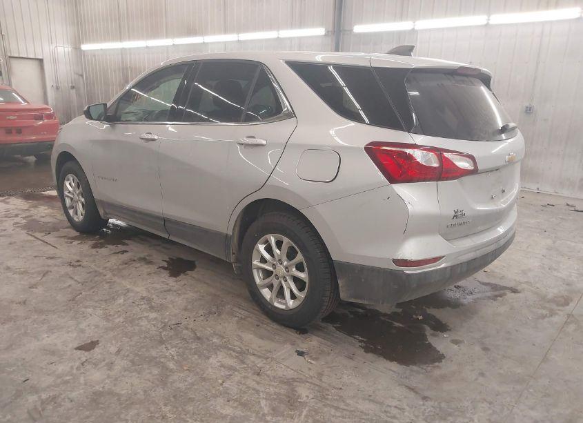 Photo 3 of 2020 Chevrolet Equinox AWD LT 1.5L TURBO (VIN 2GNAXUEV2L6221842)