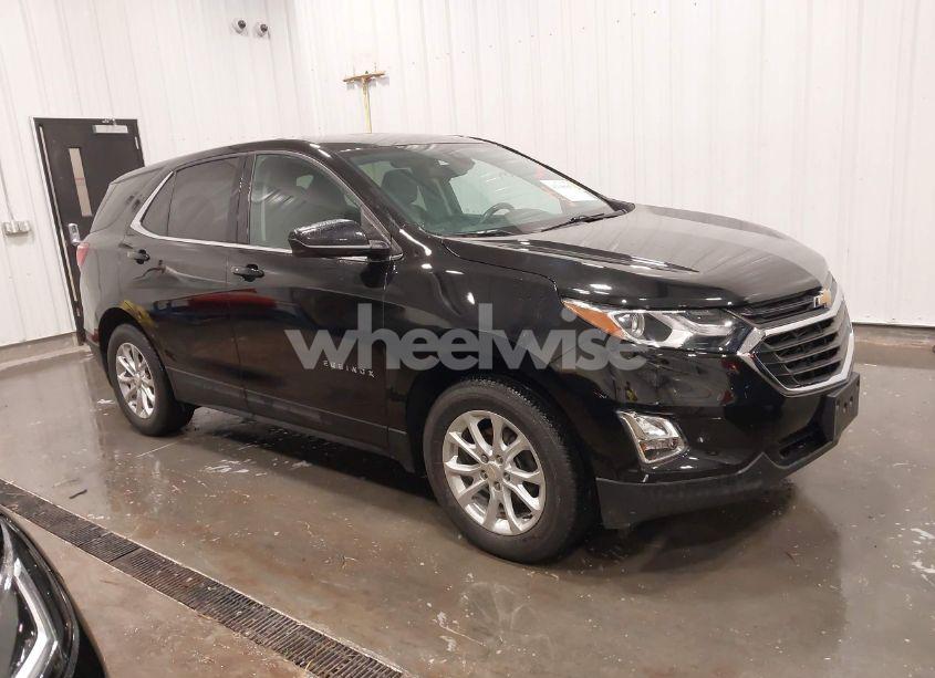 2020 Chevrolet Equinox AWD LT 1.5L TURBO (VIN 2GNAXUEV2L6227253) main photo